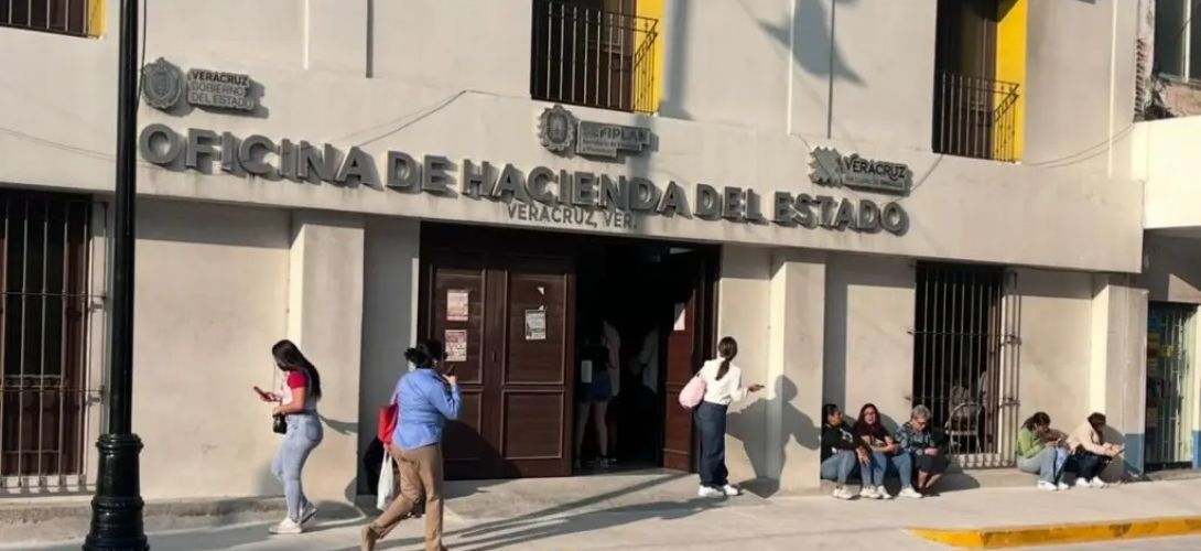 Reubican trámites sin previo aviso