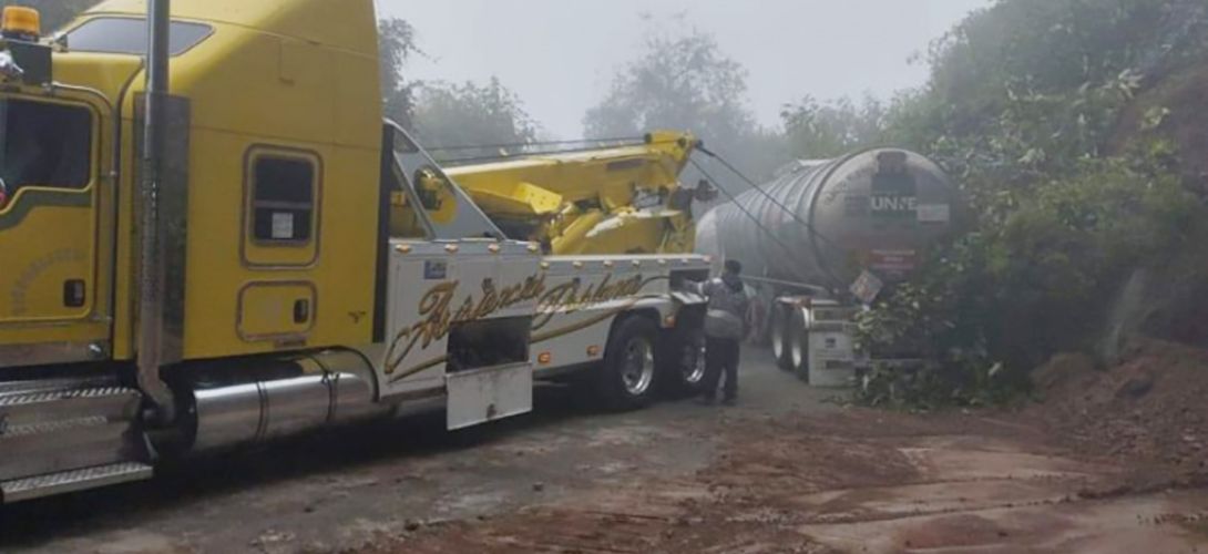 Autopista de Ciudad Mendoza a Puebla se podría reabrir en seis días tras derrumbe