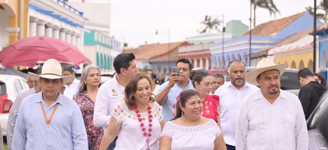 Nahle acompaña a tlacotalpeños en La Candelaria