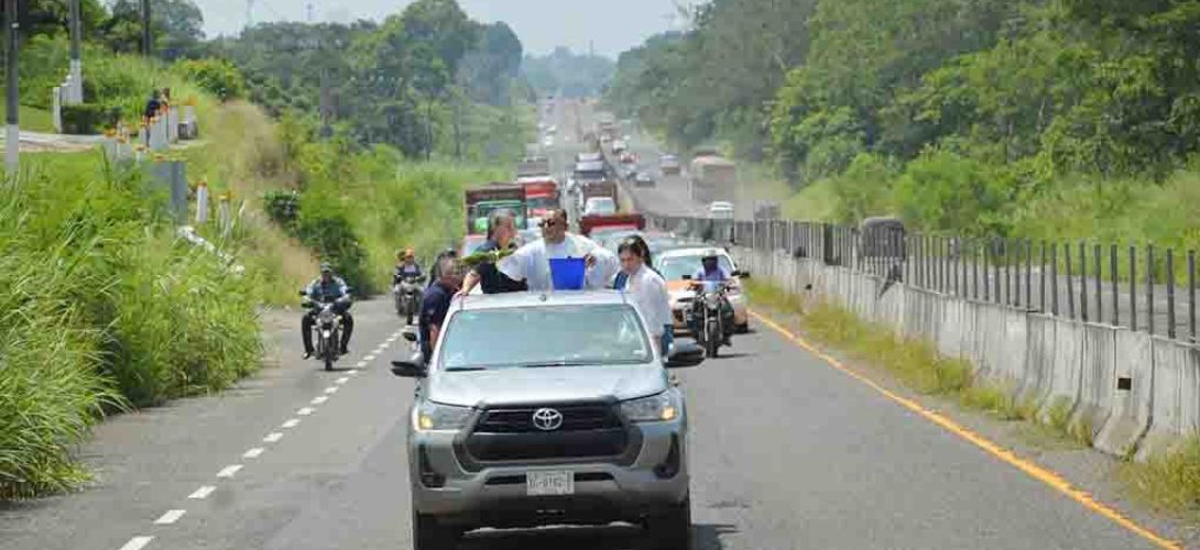 Bendicen la carretera Jáltipan- Acayucan 