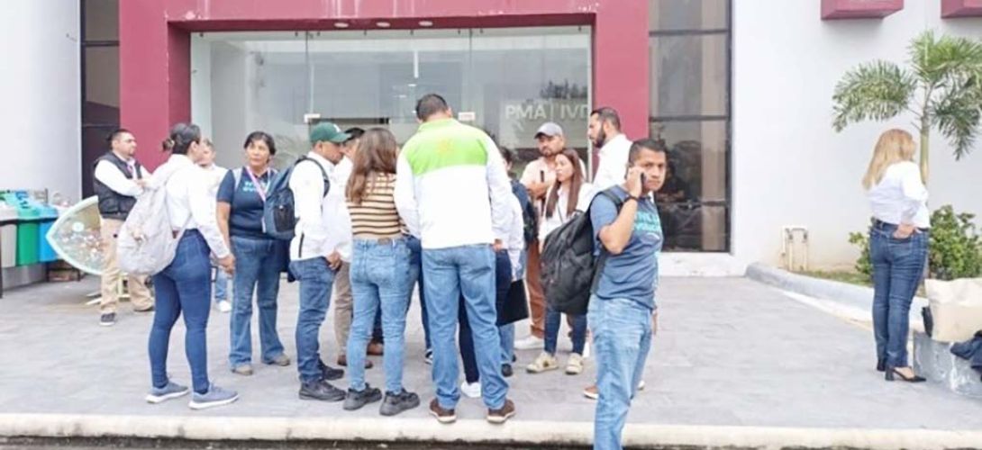 Impiden entrada a sindicalizados a oficinas de la PAMA y al Aquarium