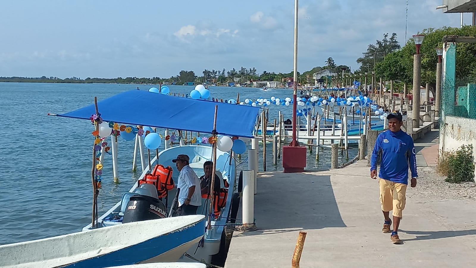 Capitanía de Puerto se compromete a agilizar trámites al sector pesquero y ecoturístico