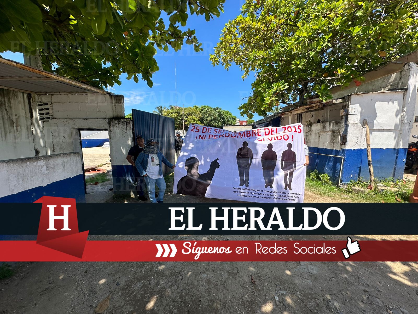 Se manifiestan colectivos