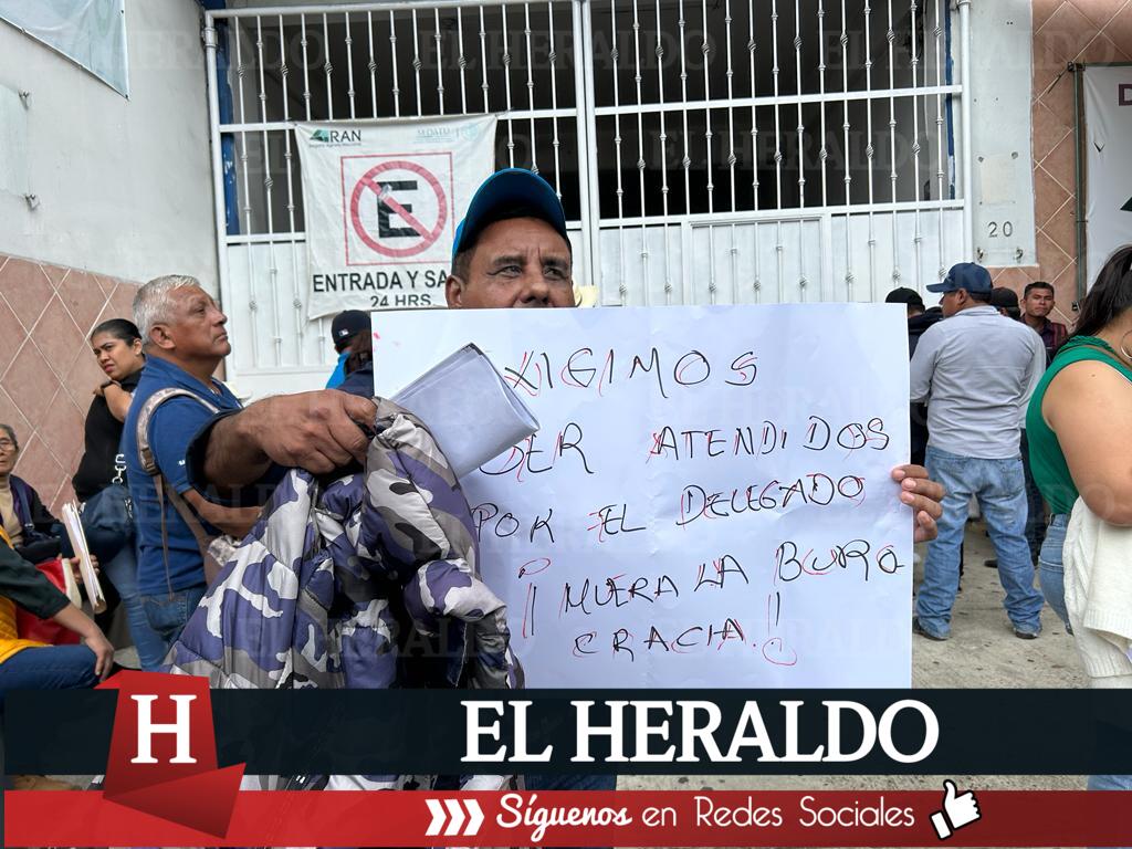 Protestan y bloquean avenida Rébsamen por anomalías en Registro Agrario Nacional