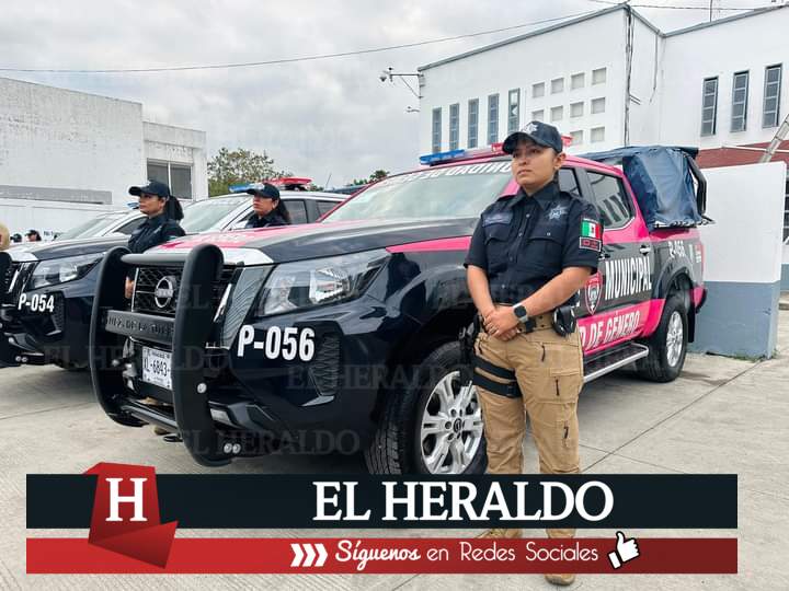 Rodrigo calderón entrega patrullas equipos tácticos y uniformes a policías 2