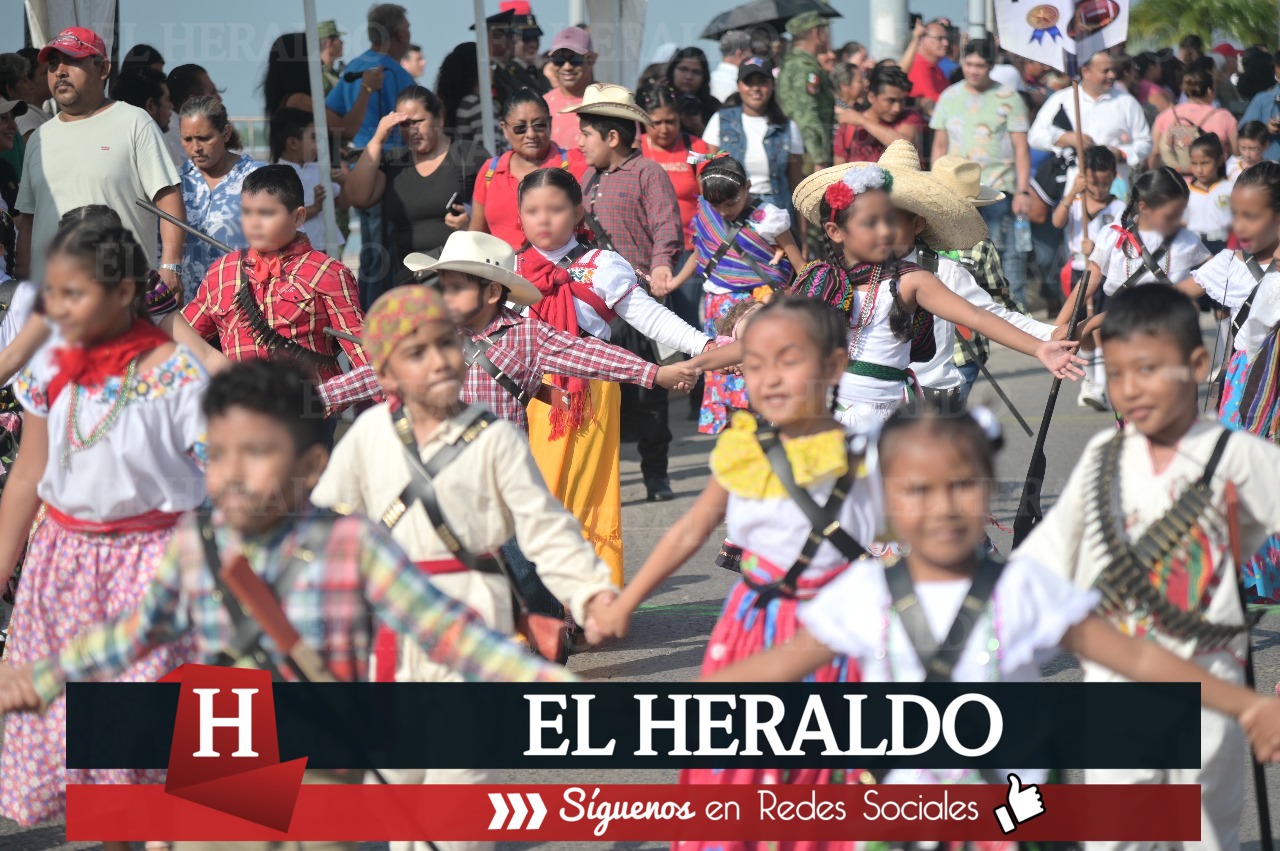 Gran participación en el desfile de la Revolución Mexicana 2