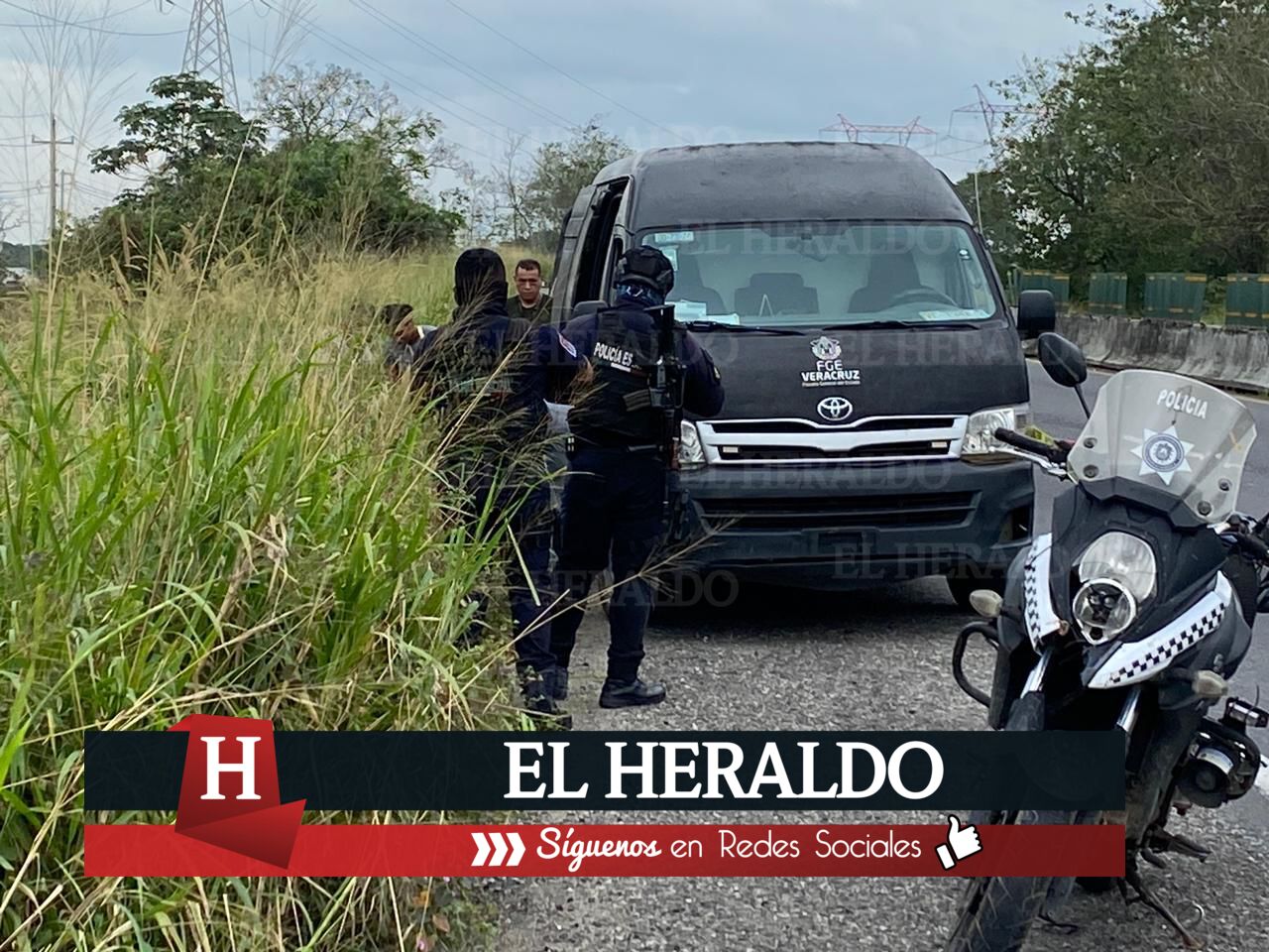 Localizan a sujeto sin vida en la autopista Cosoleacaque 2