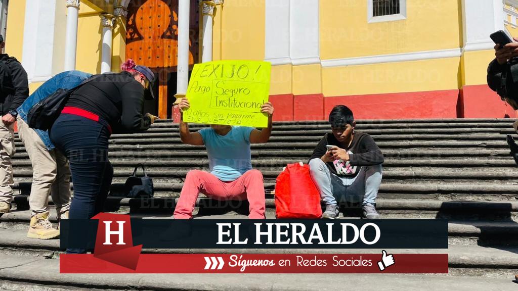 Docente protesta 2