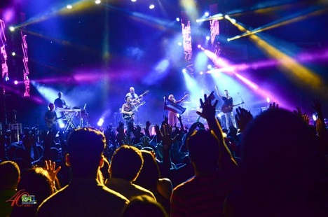 cristianos grupos cantantes mundo influencia concierto gmez