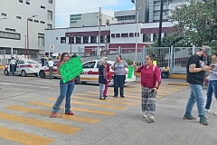 Hospital se cae a pedazos 9a